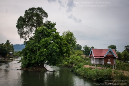 Opposing the river