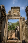 Door frame in Bayon