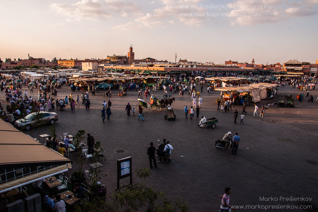 Late afternoon overview of Djemaa el-Fnaa