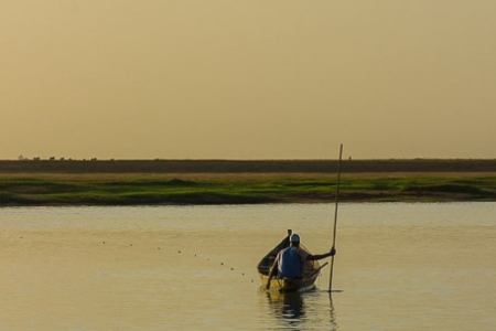 Setting the fishing net