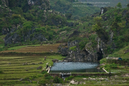 A resevoir in between