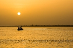 Navigating the Niger river