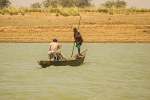 Transporting motorbike with a pinasse