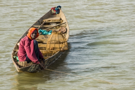 Fishing using fish cages